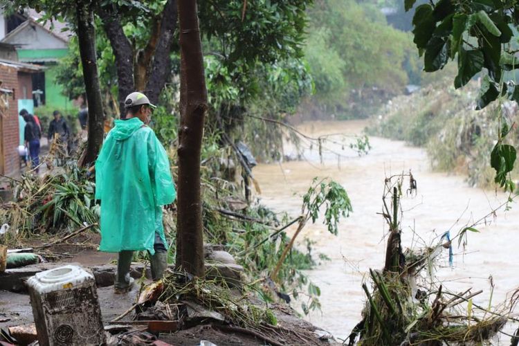 Banjir Bandang Garut Berikut Data Kerusakan Delapan Kecamatan