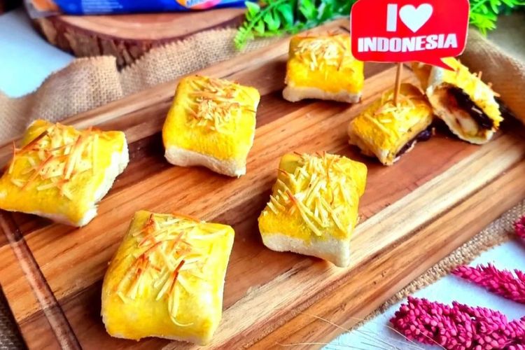 Cemilan Bolen Pisang Legit Modal Roti Tawar Hanya Bahan Seenak Ini