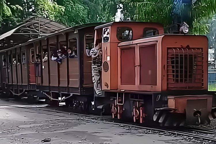 Wisata Loco Antik Tegal Sensasi Naik Gerbong Kereta Api Jaman Dulu