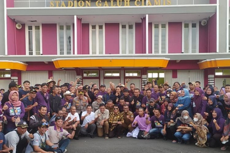 Seribuan Perangkat Desa Se Kabupaten Ciamis Berangkat Ke Jakarta Ikuti