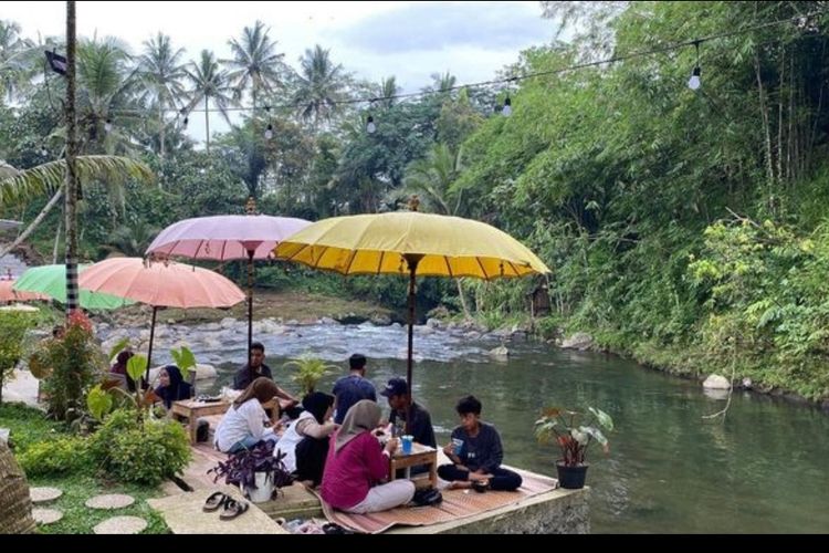 Sensasi Kuliner Pinggir Kali Dan Tengah Hutan Baturaden Mampir Ke