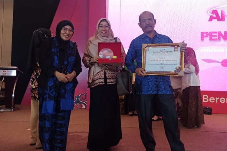 Harganas Provinsi Banten Raih Penghargaan Program Bangga