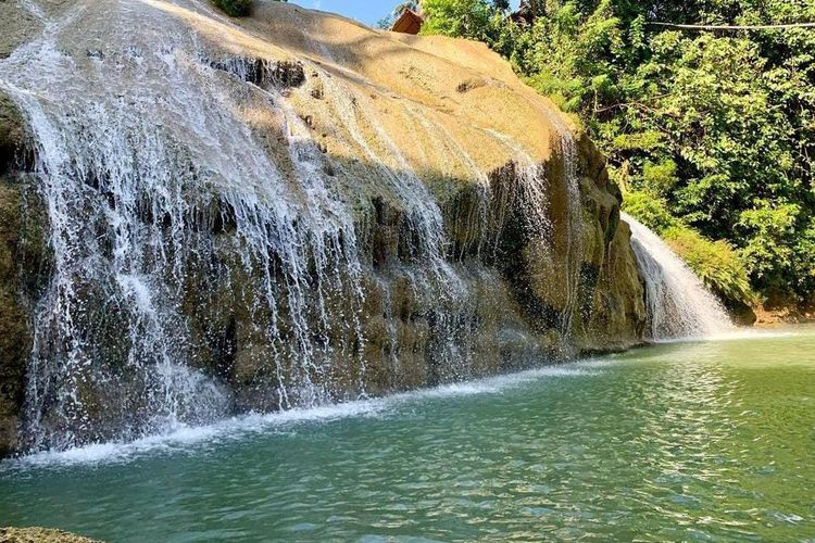 Rasakan Sensasi Body Rafting Di Curug Taringgul Atau Curug Ciparakan