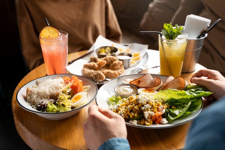 Maknyus Tempat Makan Keluarga Di Jakarta Yang Populer Dengan Suasana Pedesaan Dijamin