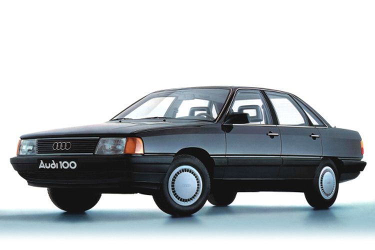 Mobil Klasik: Audi 100 1982. Mobil Aerodinamis yang Kontroversial (Part 3).
