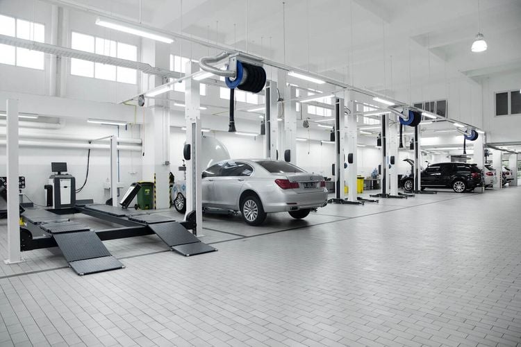 BMW Astra Gratiskan Biaya Layanan Perawatan BMW dan MINI di Rumah