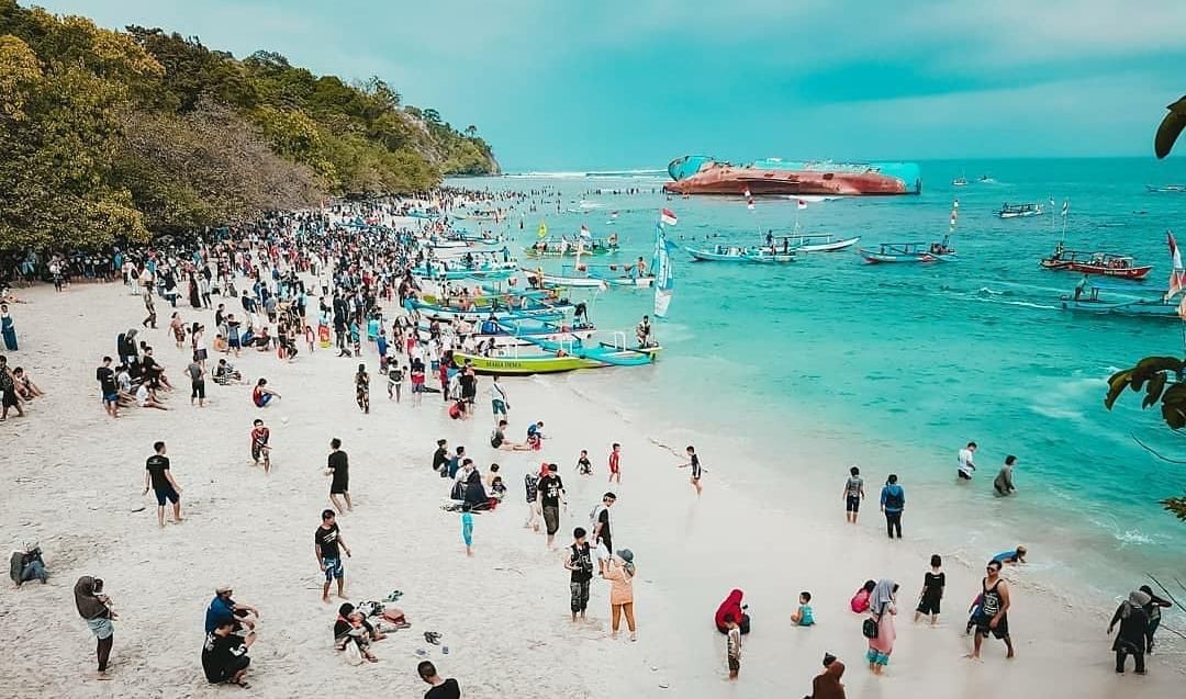 Destinasi Wisata Pantai Yang Harus Kamu Kunjungi Di Pangandaran