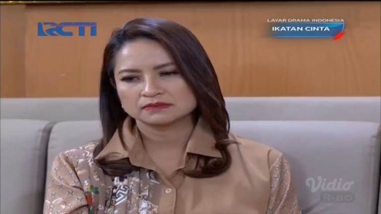 Sinopsis Ikatan Cinta 24 April Mama Rosa Berikan Imbalan Besar Tukang