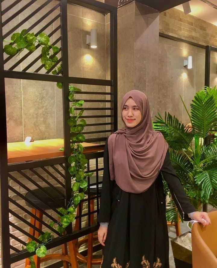 Profil Dan Biodata Lengkap Aisyah Al Muthiah Istri Ustadz Agam Fachrul