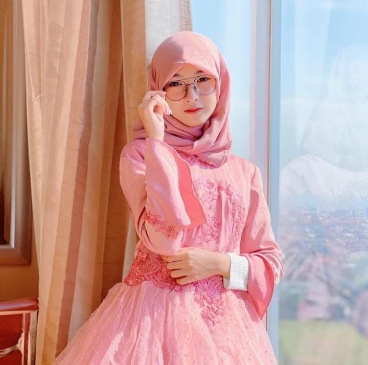 Biodata Juyy Putri Lengkap Umur Dan Agama Tiktoker Hijaber Asal Hot