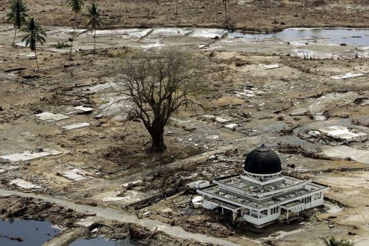 Konspirasi Dan Fakta Mengenai Tsunami Aceh Mengenang Bencana