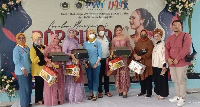 Peringati Hpn Ikwi Dan Pwi Jabar Gelar Lomba Menyanyi Pop Sunda