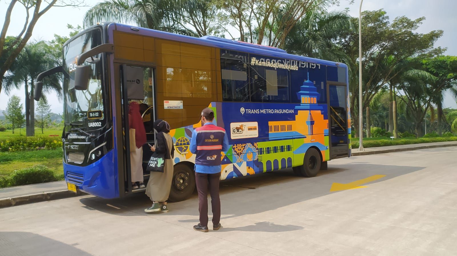 Pelajar Lansia Dan Disabilitas Tetap Gratis Naik Bus Trans Metro