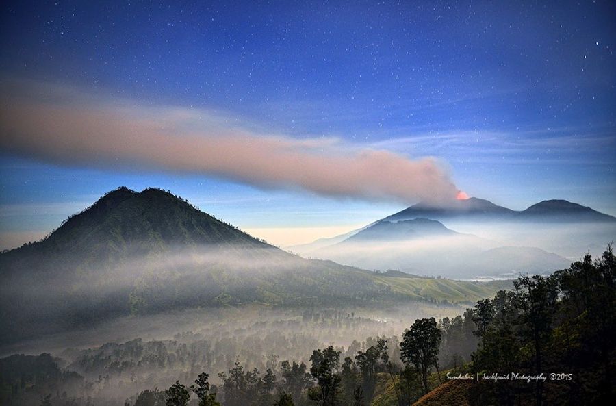 Abu Vulkanik Gunung Raung Hujani Banyuwangi Mari Baca Doa Ini Saat