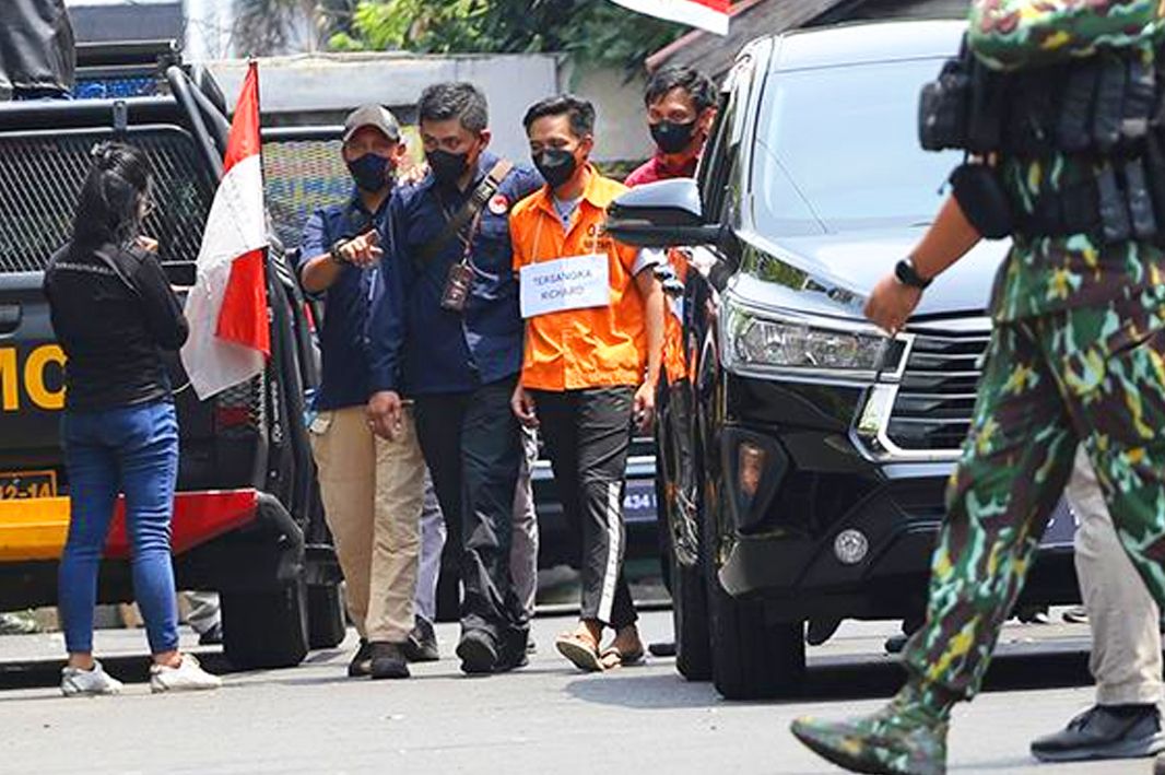 Akhirnya Bharada E Bongkar Motif Ferdy Sambo Bunuh Brigadir J LPSK