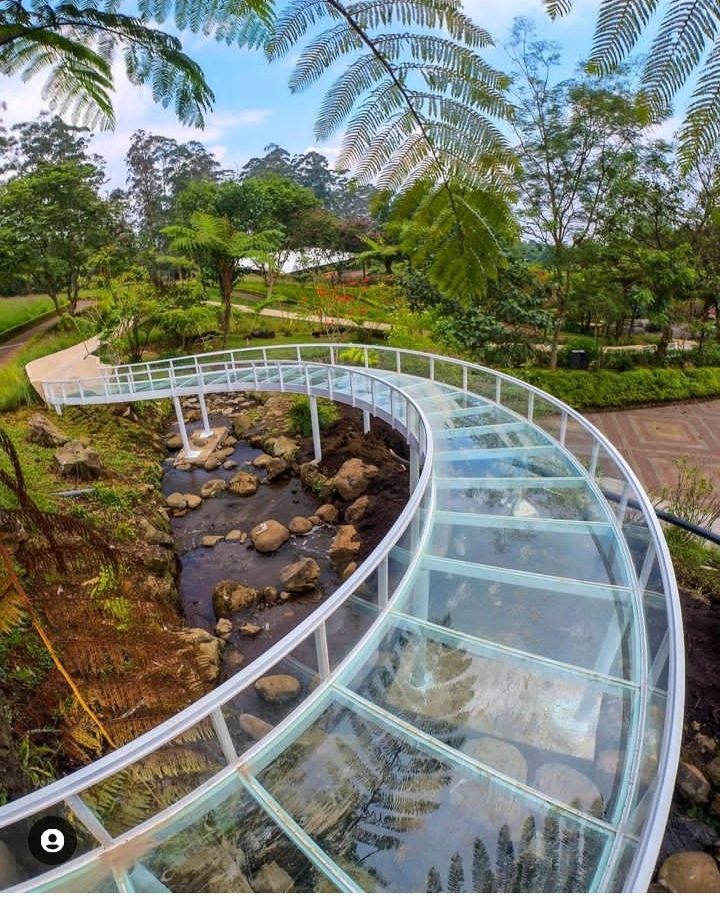 Wisata Alam Water Coaster Dusun Bambu Lembang Bandung Halaman