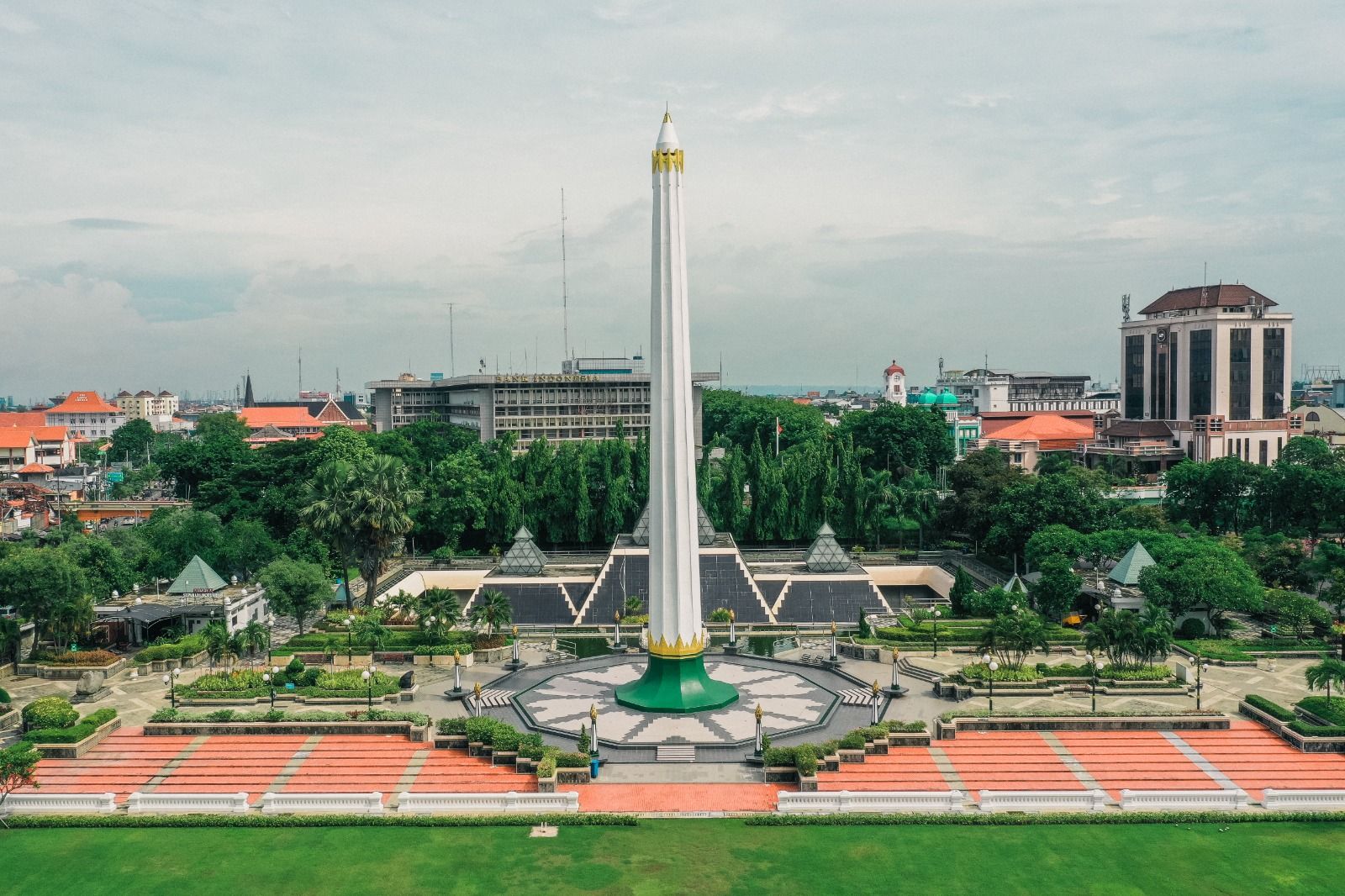 Tempat Wisata Populer Di Surabaya Selain Perahu Kalimas Ada Rumah