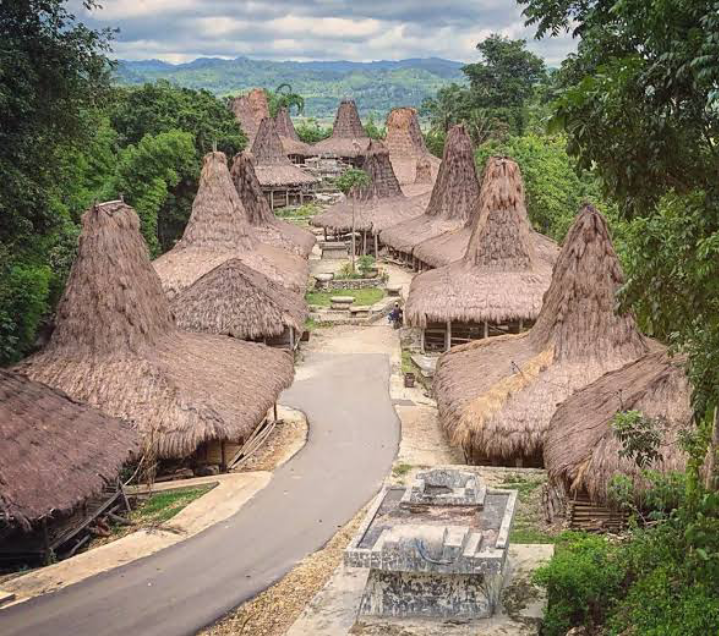 Rekomendasi Destinasi Wisata Terpopuler Di Sumba Mulai Dari Wisata