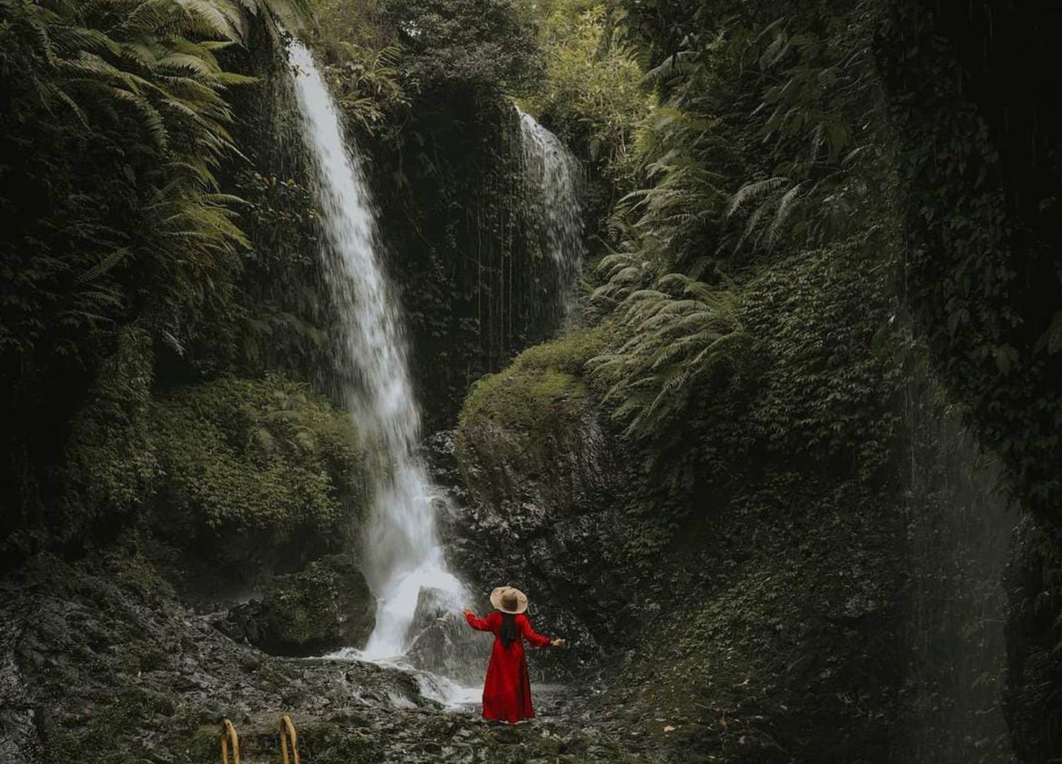 Wisata Alam Favorit Curug Aseupan Di Bandung Barat Daya Tarik Harga