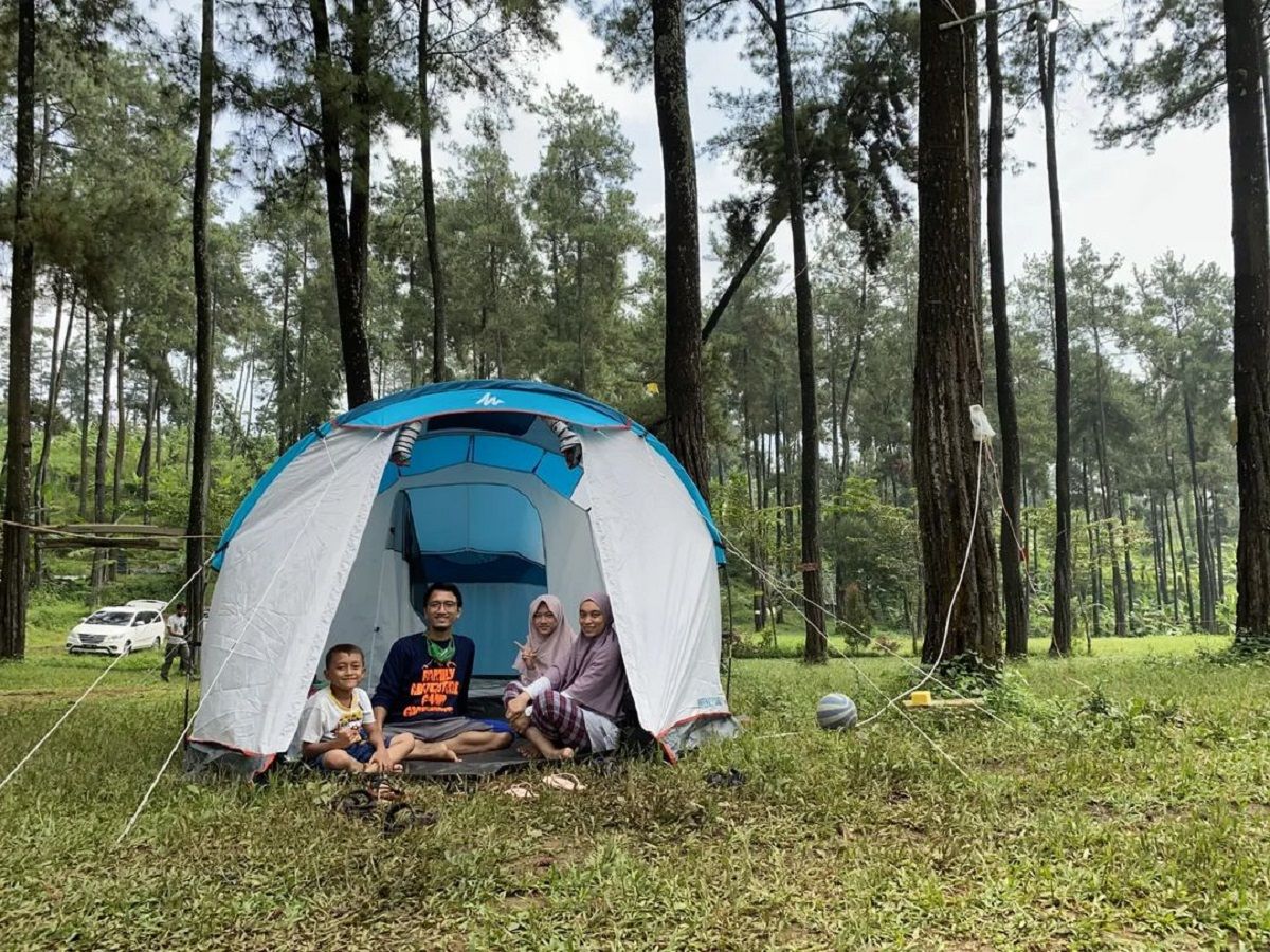 Skip Menginap Di Hotel Tempat Camping Keluarga Seru Di Jatim Ini