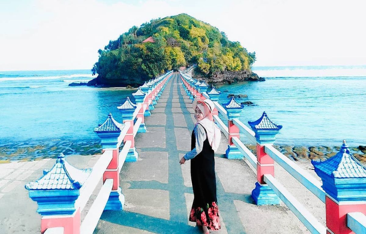 Traveling Ke Pantai Jembatan Panjang Malang Suasana Masih Sepi Dekat