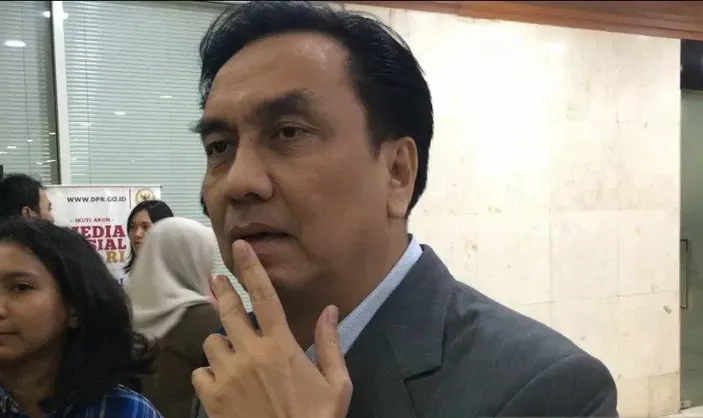 Membangkang Effendi Simbolon Dipecat Pdip Karena Dukung Rk Di Pilkada