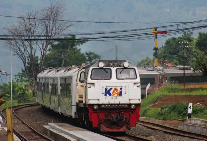 Terbaru Tiket Kereta Go Show Dan Daftar KA Semarang Tawang Surabaya