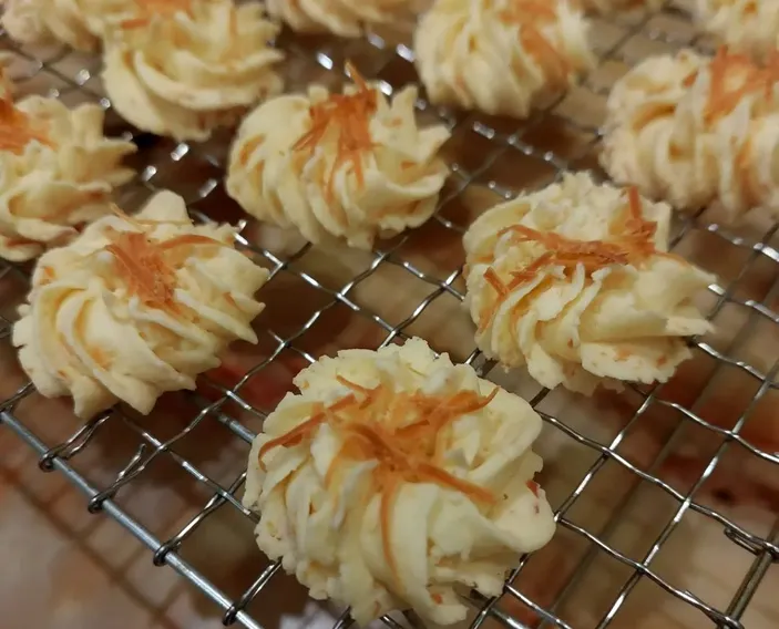 Resep Kue Sagu Keju Renyah Enak Dan Tahan Lama Cocok Untuk Suguhan