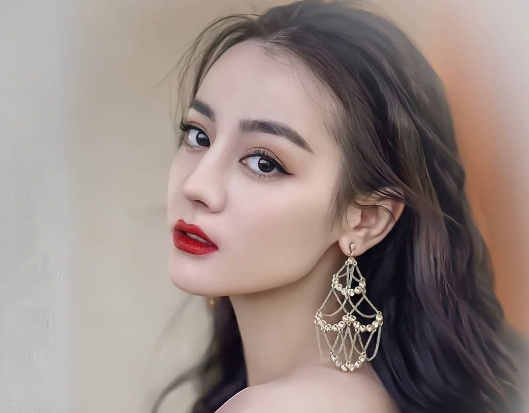 Profil Dan Biodata Dilraba Dilmurat Aktris Tiongkok Berdarah Uighur