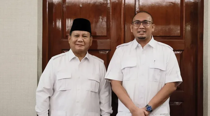 Andre Rosiade Menteri Pertahanan Prabowo Subianto Kunjungi Korban