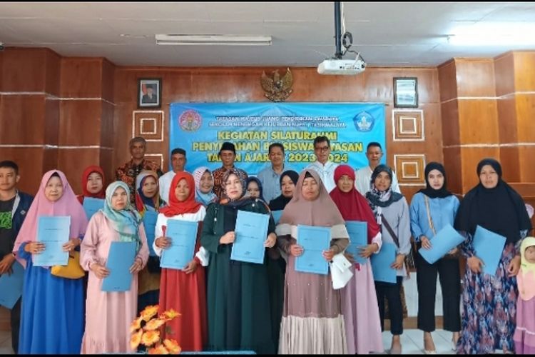 70 Orang Pelajar Berprestasi SMK MJPS I Tasik Raih Beasiswa Kabar