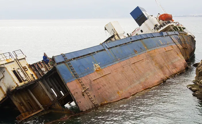 Kapal Tanker Korea Selatan Tenggelam Di Perairan Jepang Wni Tewas