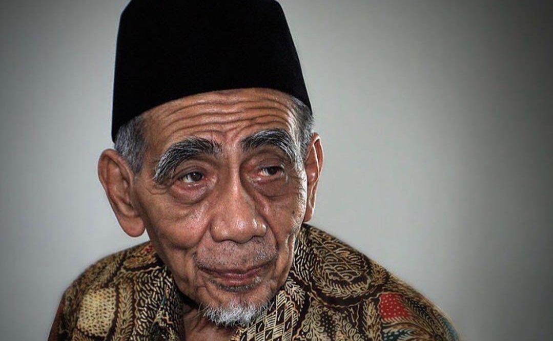 Ampuh Kerjakan Amalan Ini Di Waktu Subuh Kata Mbah Moen Hutang Akan