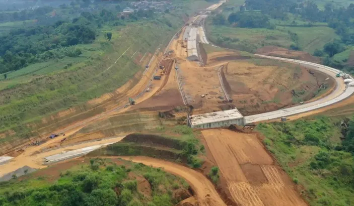 Di Kabupaten Garut Tol Getaci Membeton Ratusan Hektar Lahan Di 37 Desa