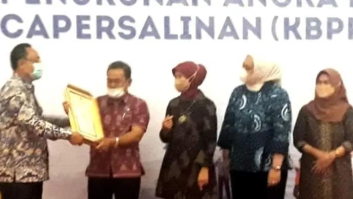 Program Kb Capai Persen Indramayu Raih Penghargaan Dari Gubernur