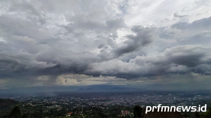 Prakiraan Cuaca Bandung Raya Dan Jawa Barat Hari Ini Waspada Hujan