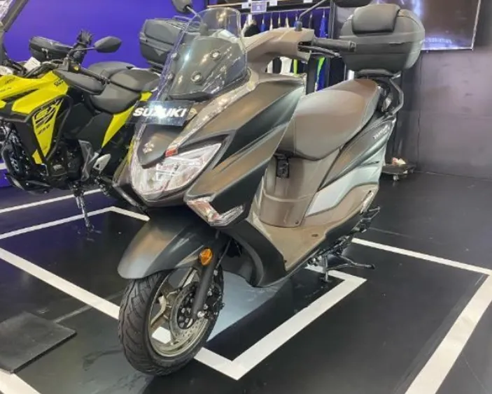 Suzuki Indonesia Resmi Meluncurkan Skutik Baru Burgman Street Ex