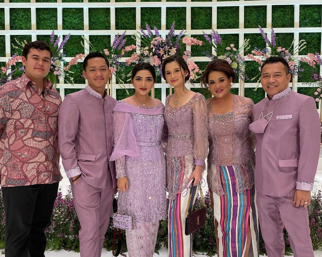 Lengkap Profil Dan Biodata Sarah Menzel Kekasih Azriel Hermansyah Agama Instagram Hingga