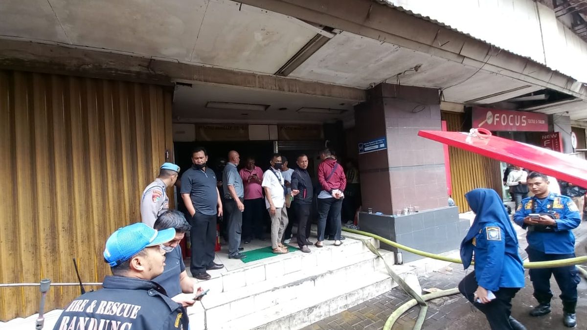 Kebakaran Pasar Baru Bandung Hari Ini Diskar PB Ungkap Penyebab