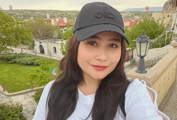 Profil Dan Biodata Lengkap Prilly Latuconsina Mulai Dari Umur Hot Sex