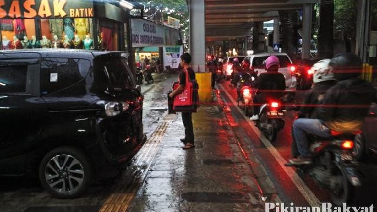Pungli Parkir Liar Ternyata Haram, Ini Hadis dan Penjelasannya