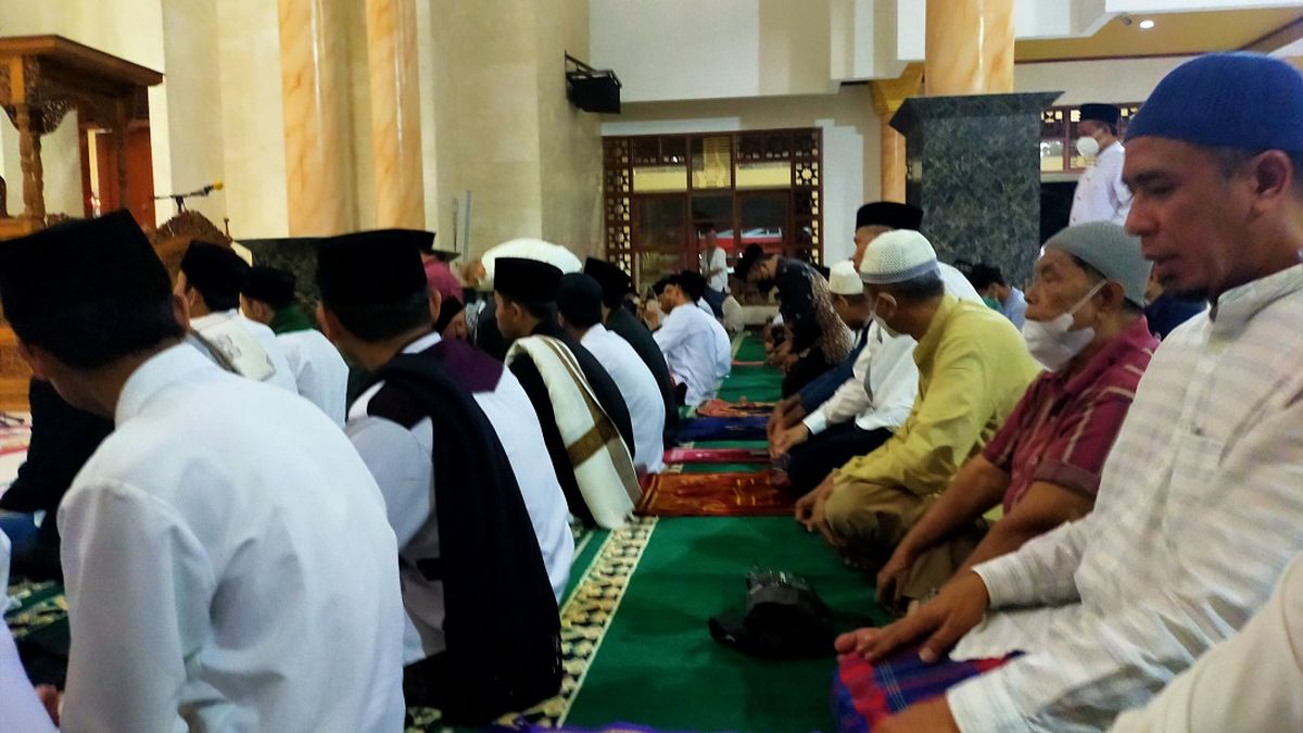 Penting Ini Bacaan Niat Shalat Tarawih Sebagai Makmum Lengkap Dengan