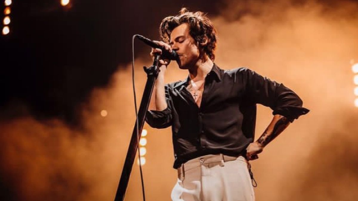 Lirik dan Terjemahan Lagu Harry Styles Music for Matilda - Cerdik Indonesia