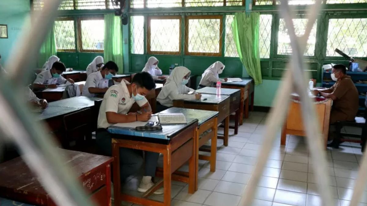 Science, Social Studies, and Language Majors in High School Removed, Students Free to Choose What They Learn