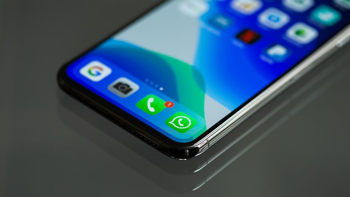 WhatsApp GB Lama: Nostalgia Fitur Unggulan Dan Risiko Keamanan Yang Mengintai