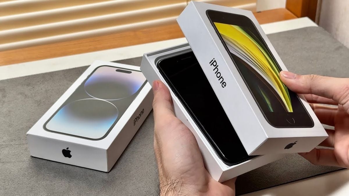 Iphone Xr Vs Xs Vs X Perbandingan Fitur Kamera Baterai Dan Harga Iphone Xr Vs Xs Vs X Perbandingan Fitur Kamera Baterai Dan Harga