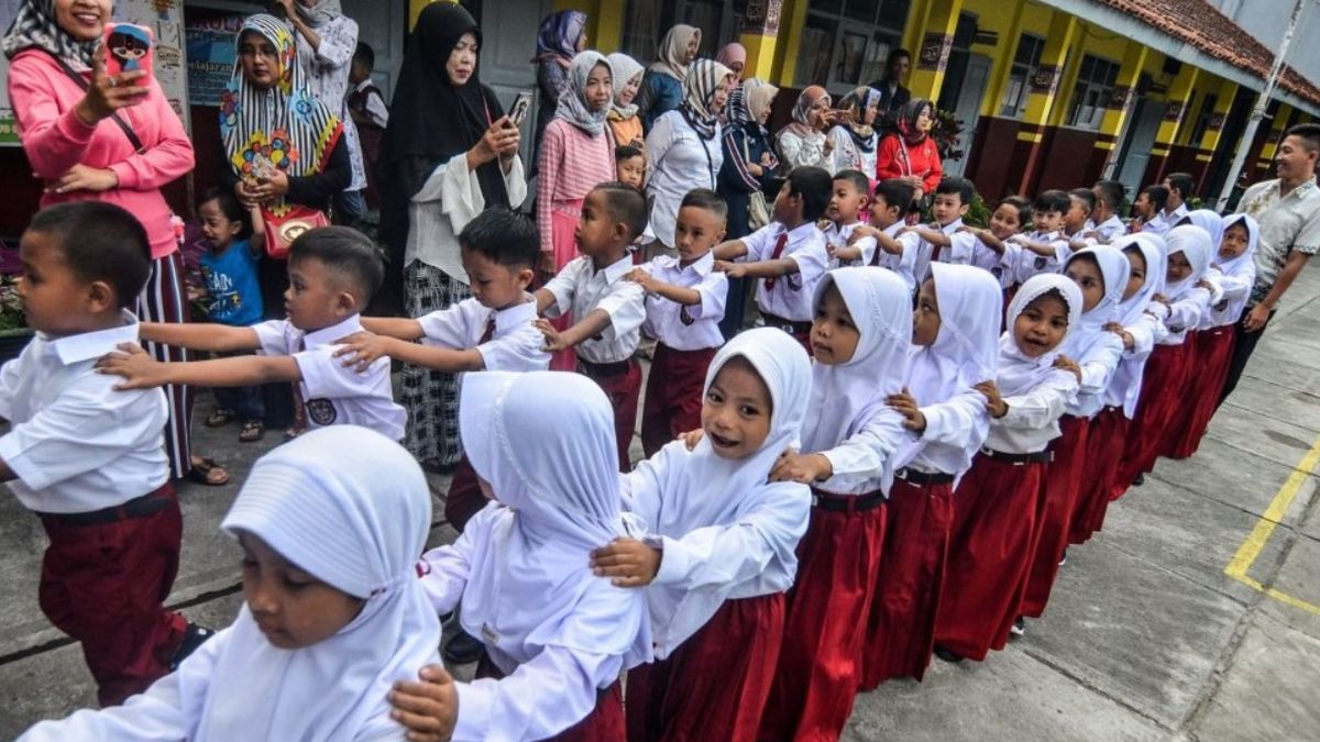 Kabar Baik! Pemeriksaan Kesehatan Gratis untuk 53 Juta Siswa Dimulai, Akses Kesehatan Optimal di Sekolah!