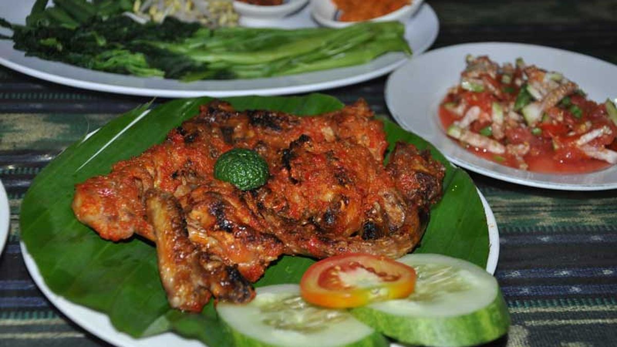Rica Ayam: Pedasnya Menggoda, Resepnya Mudah, Bikin Nagih!