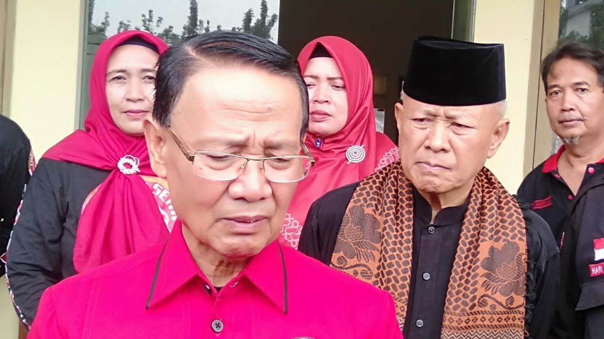 Ratusan Kader Partai Banteng Mundur? PDIP Majalengka Buka Suara: Diduga ...