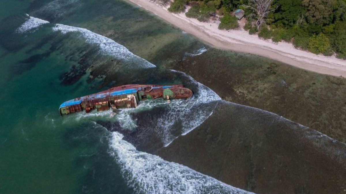Bangkai Kapal FV Viking 'Pencuri Ikan' Jadi Spot Foto Instagramable, Simak Sejarahnya